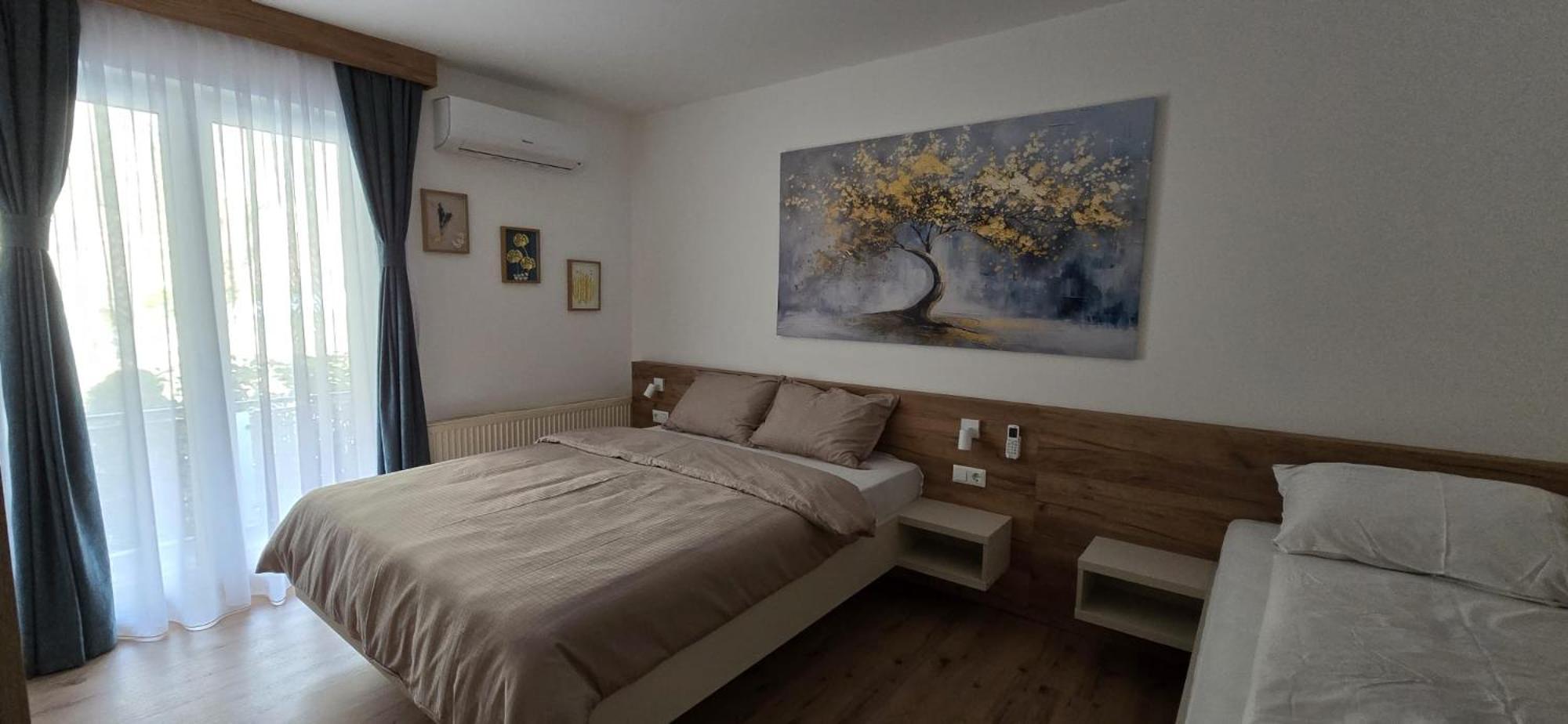 Motel "Kula" Cazin Bagian luar foto