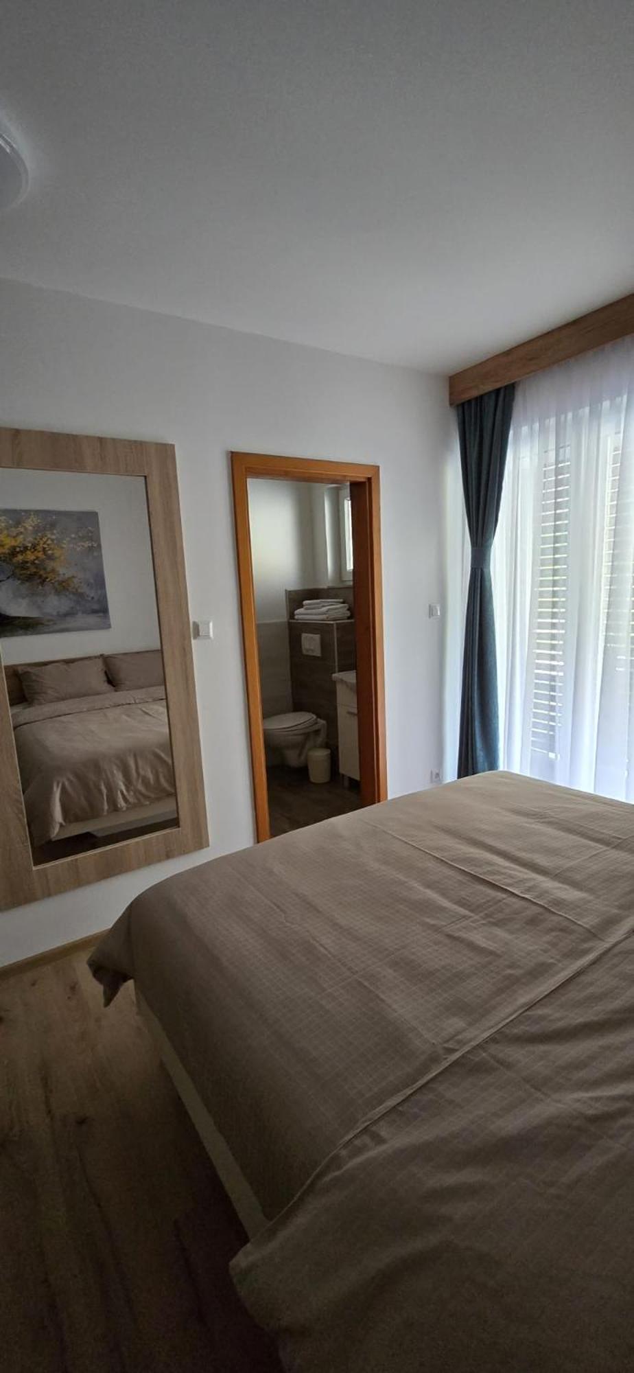 Motel "Kula" Cazin Bagian luar foto